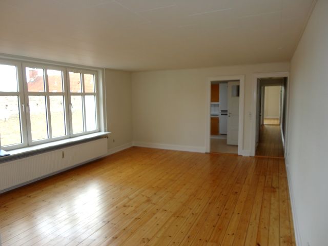 4382-5-7-stue.JPG